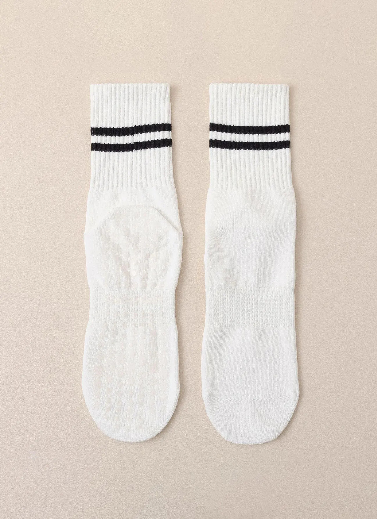 AIORI Pilates Grip Socks - 1 Pair